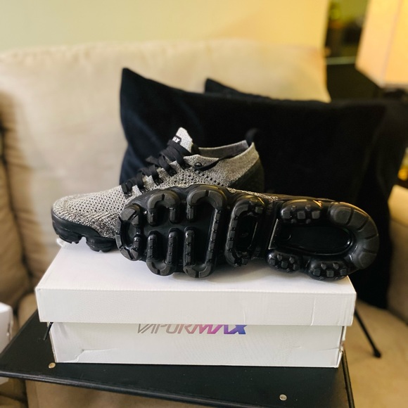 Vapor max cookies and cream - Picture 2 of 3